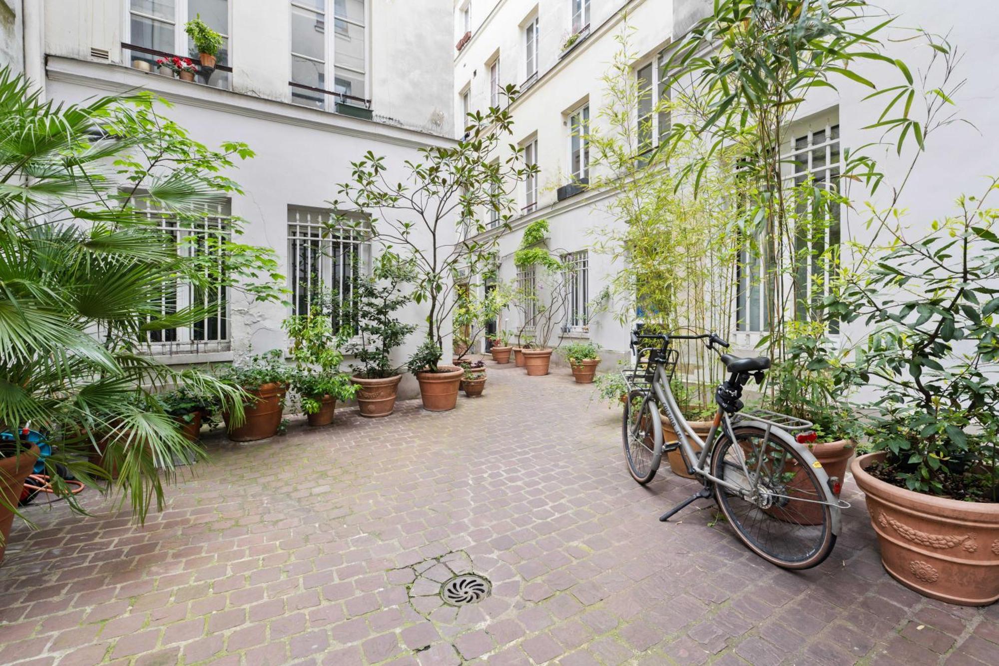 Charming Appt - 1bd-2p - Near Canal Saint Martin Parijs